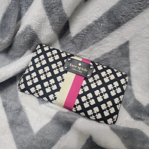 Kate Spade Handbags - Kate Spade Pink, Black, Cream Classic Neda Zip Around Stripe Wallet